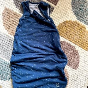 Woolino all season basic sleep sack 18-36 months.